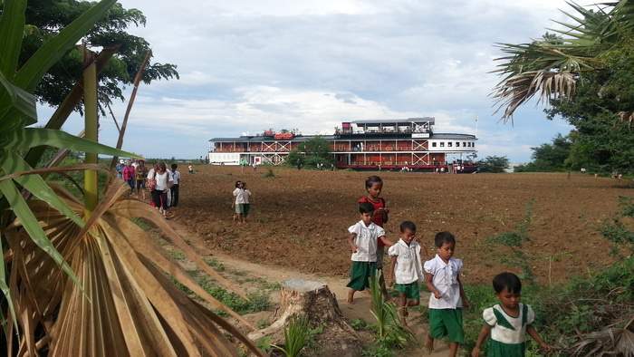 Pandaw, Expeditions, Pandaw II, Mandalay to Pagan 1.jpg